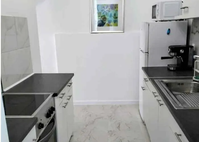 Jolie Mazet Avec Piscine Privee ! Nîmes